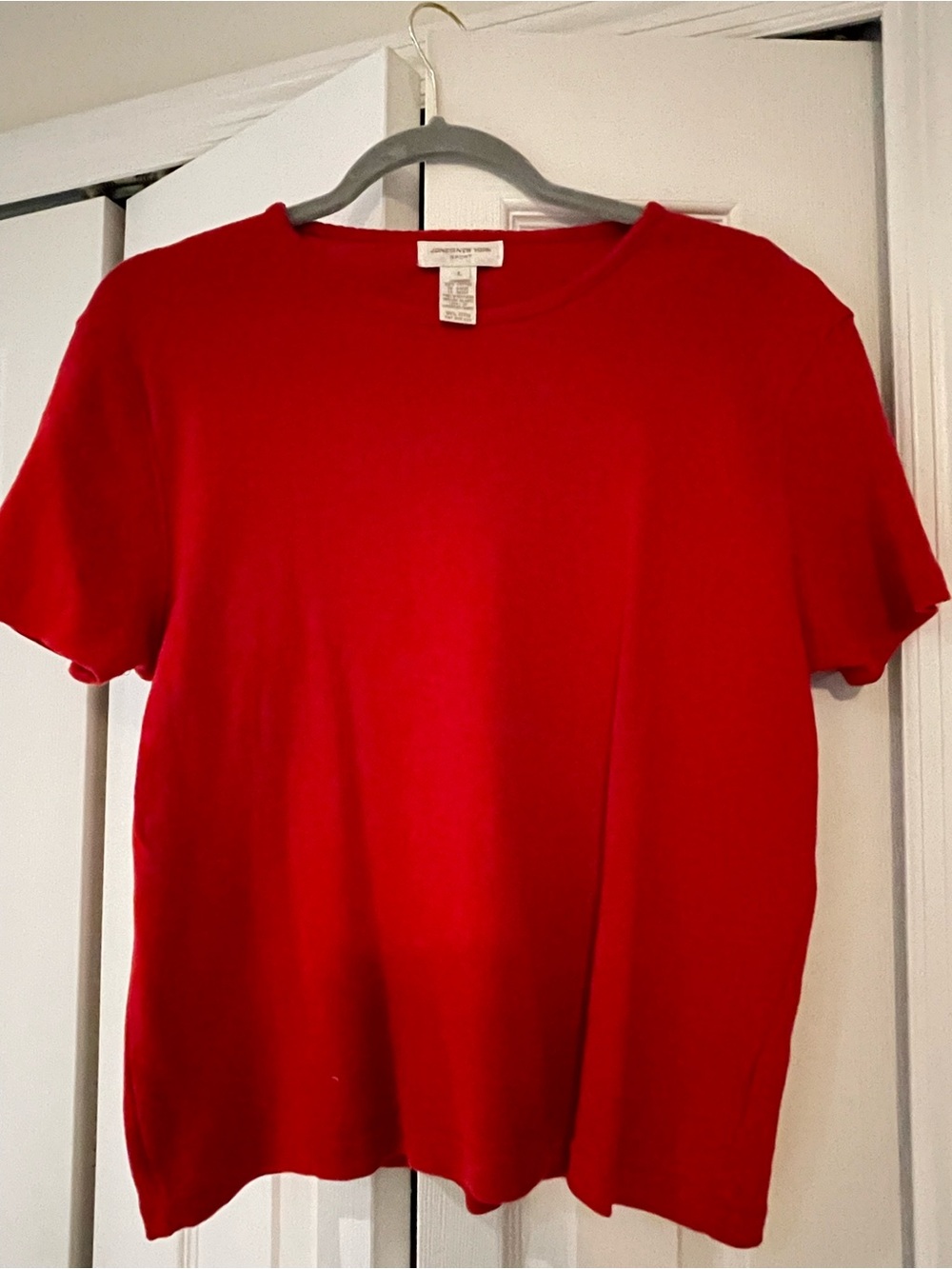 Jones New York women’s  Red Short Sleeve Shirt
